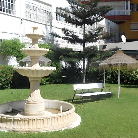 Next To Puerto Marina And The Beach Benalmadena Exterior photo