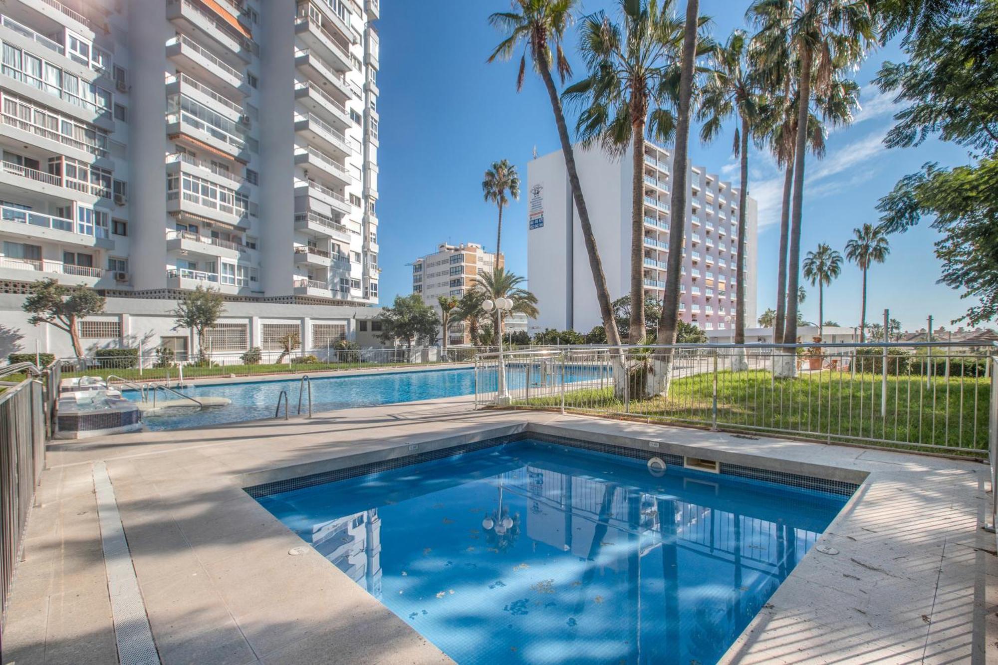 Next To Puerto Marina And The Beach Benalmadena Exterior photo